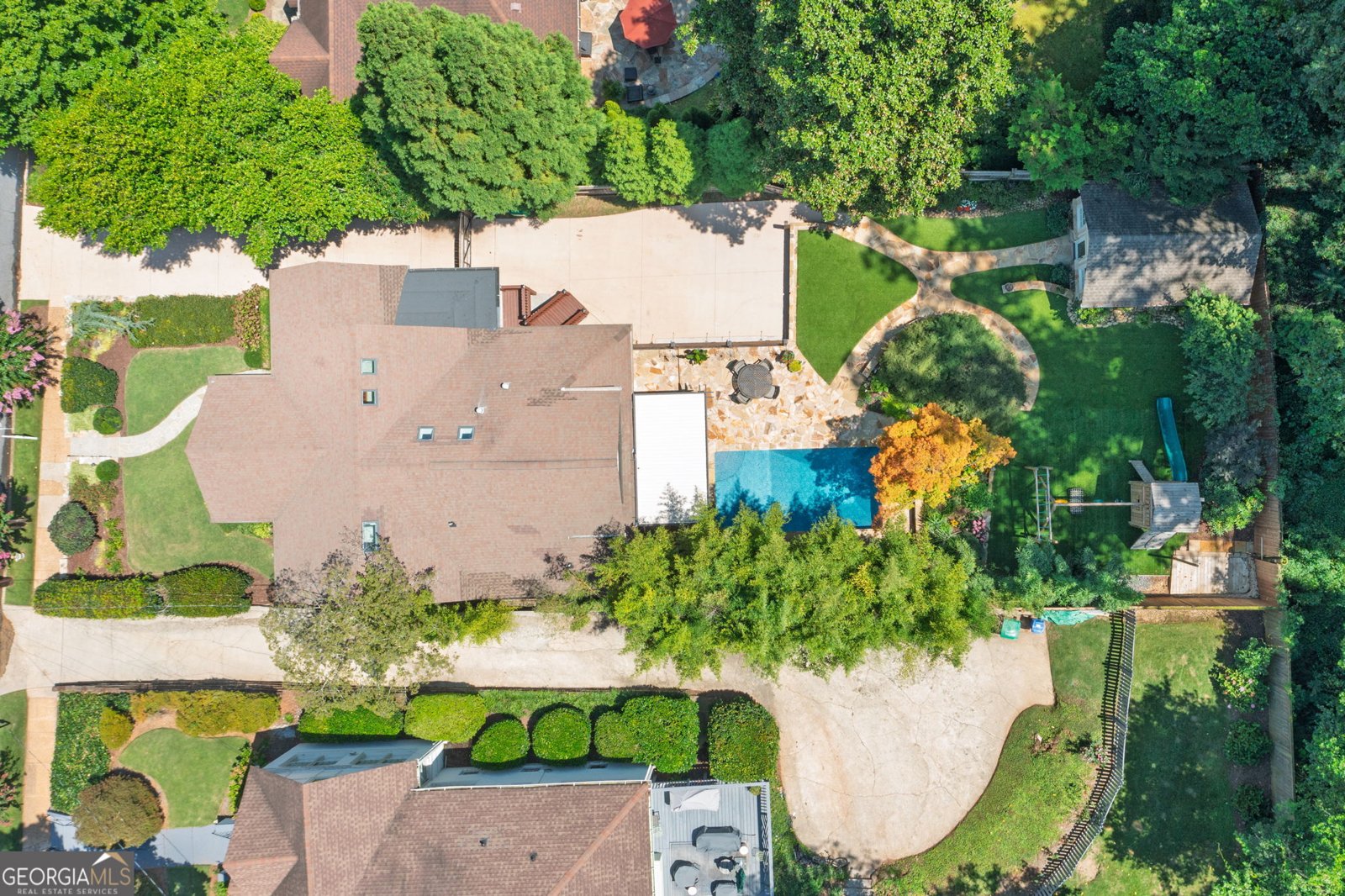 1267 Stillwood Drive Atlanta - 39