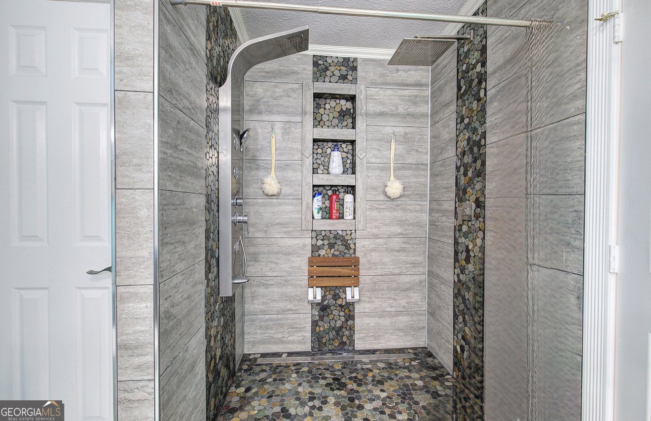 17 Bramblewood Place Cartersville - 1