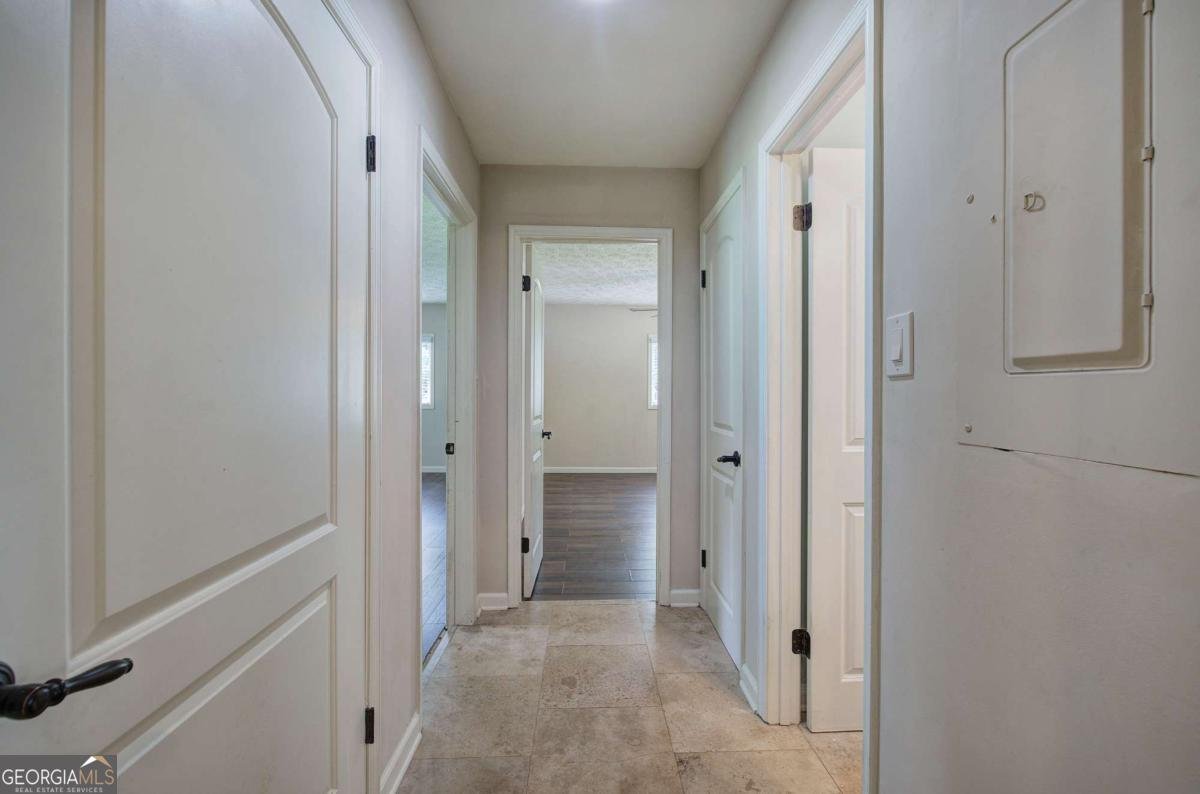 3093 Loring Road Kennesaw - 28