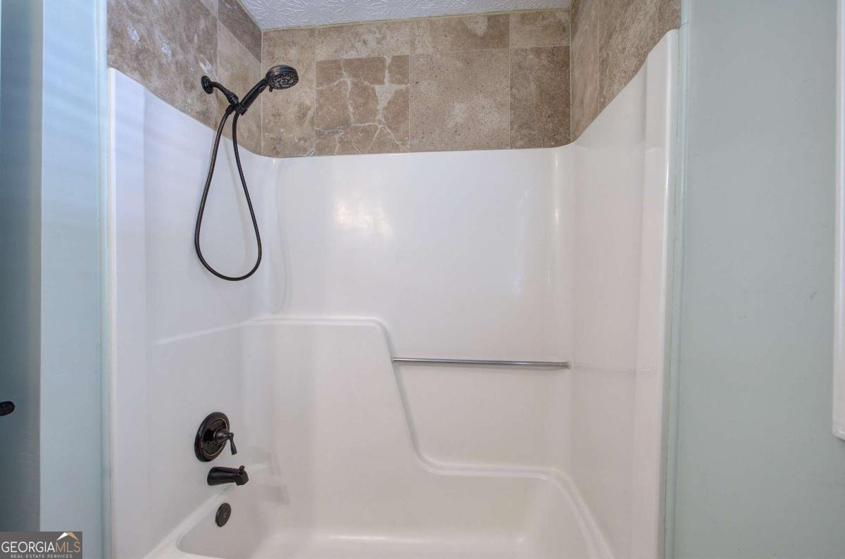 3093 Loring Road Kennesaw - 43