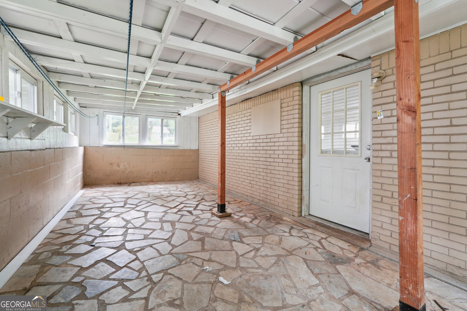4075 Windsor Oak Drive Atlanta - 23