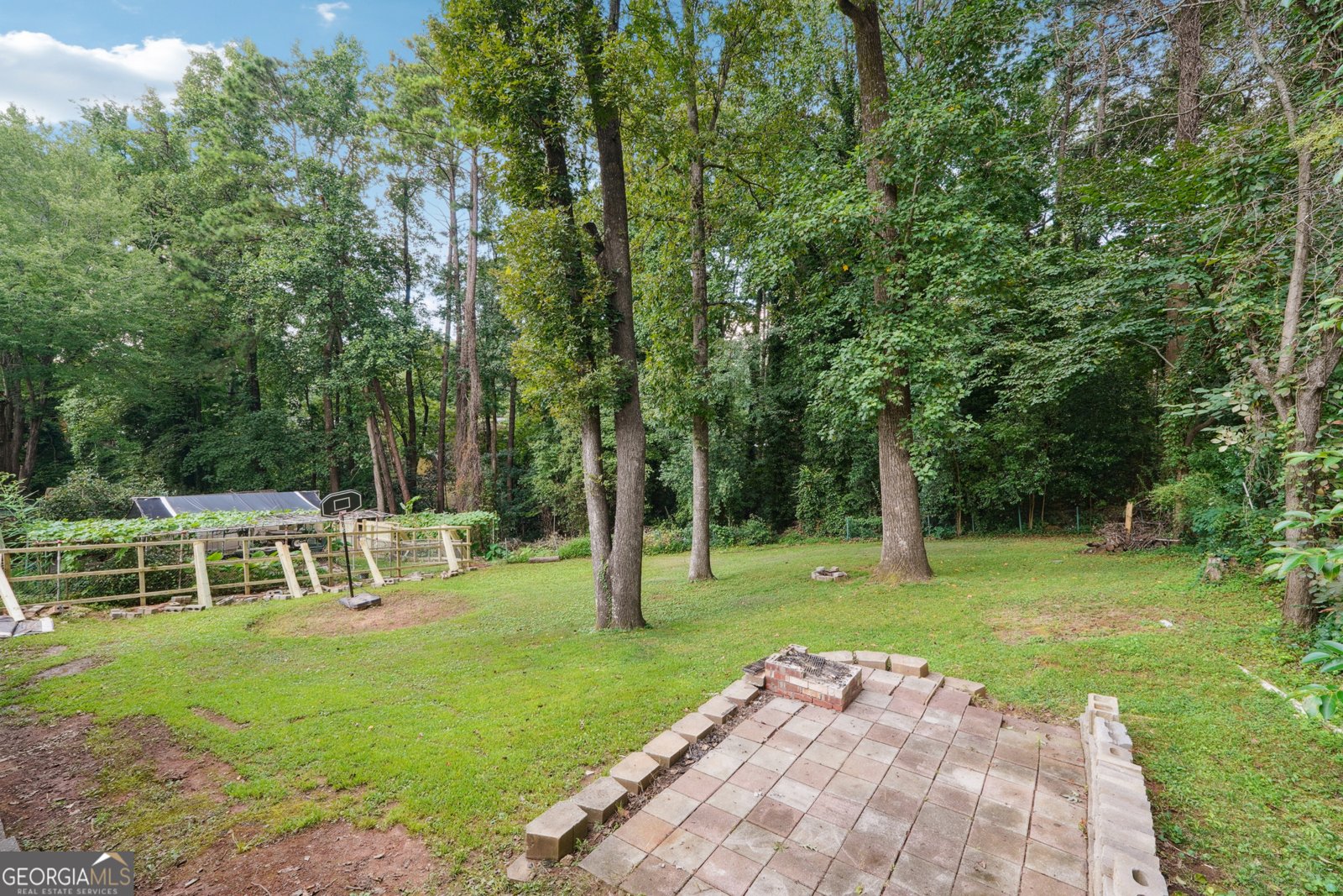 4075 Windsor Oak Drive Atlanta - 24