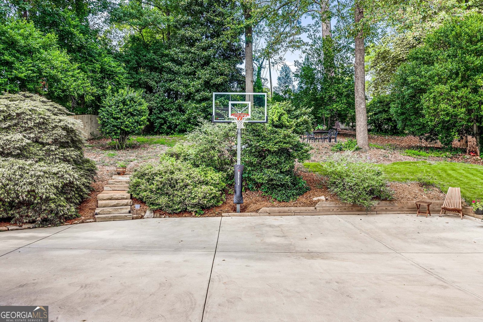 240 Beachland Drive Atlanta - 21
