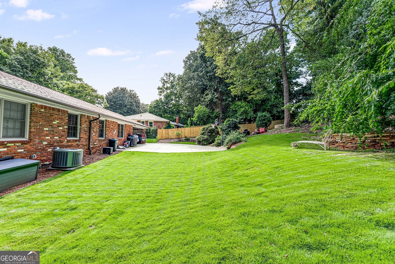 240 Beachland Drive Atlanta - 22