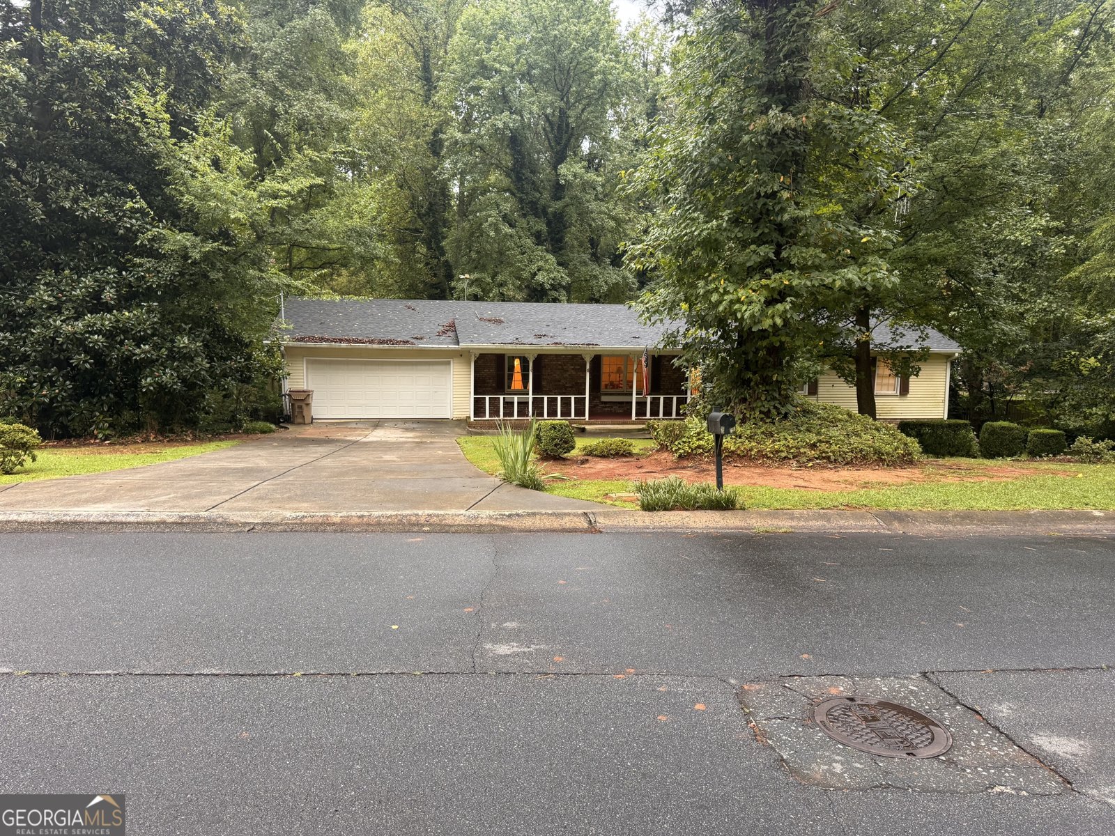 95 Simpson Drive Kennesaw - 1