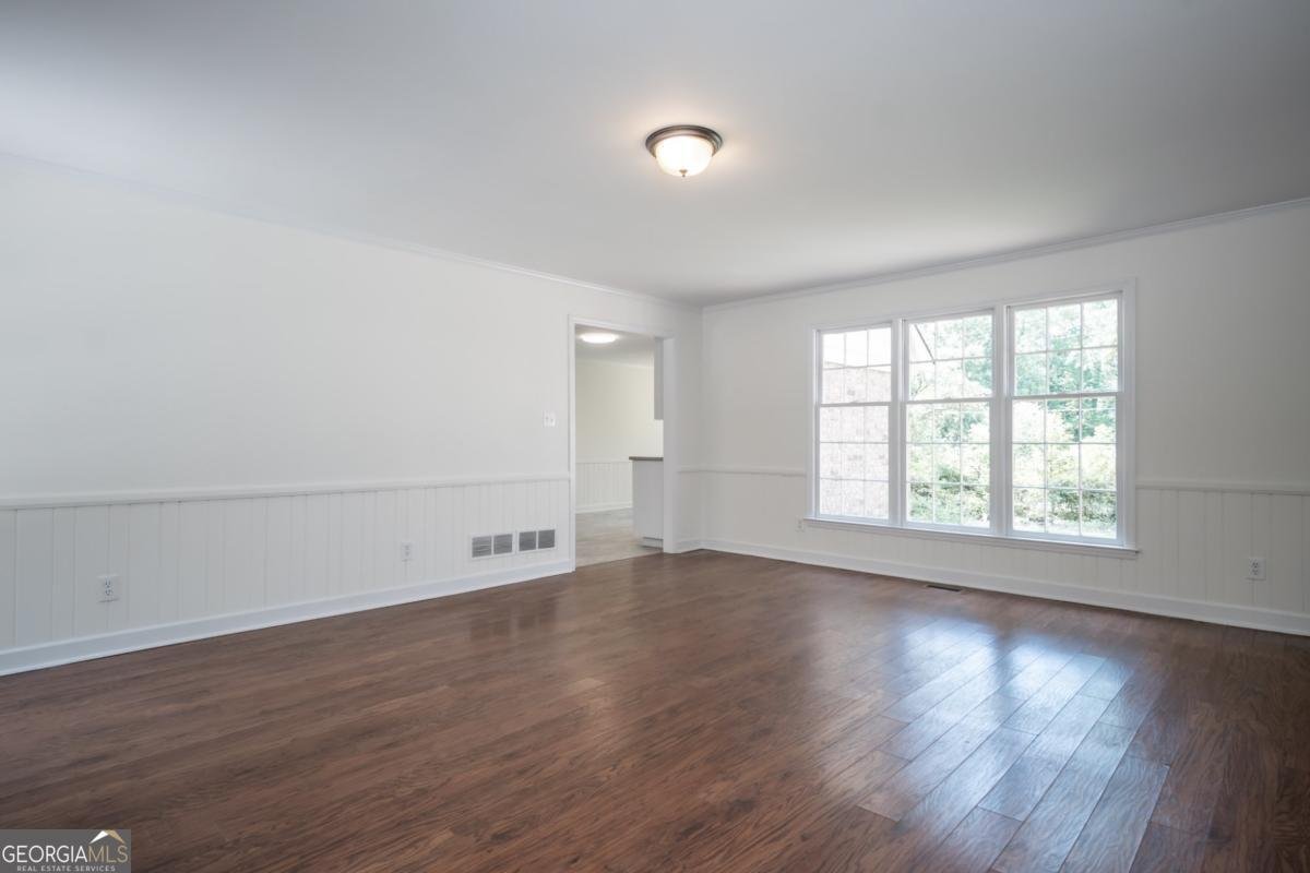 215 Lenox Road Athens - 3