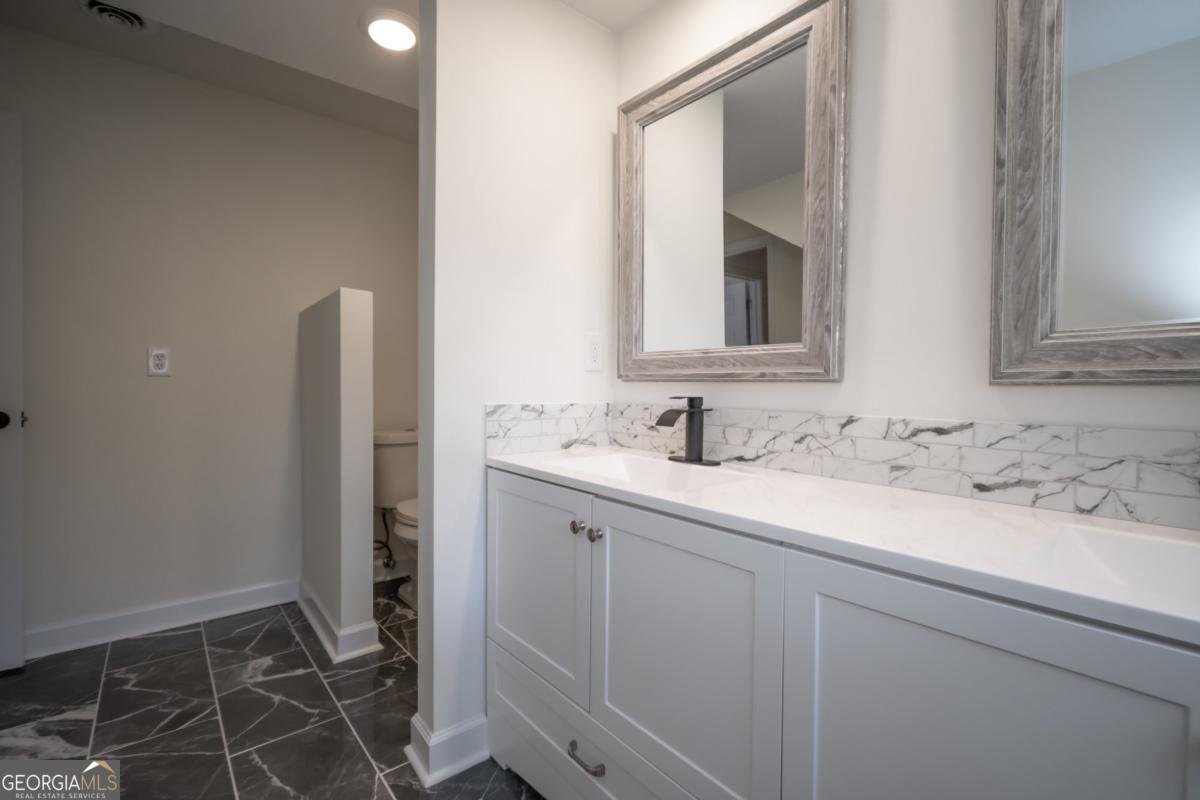 215 Lenox Road Athens - 35