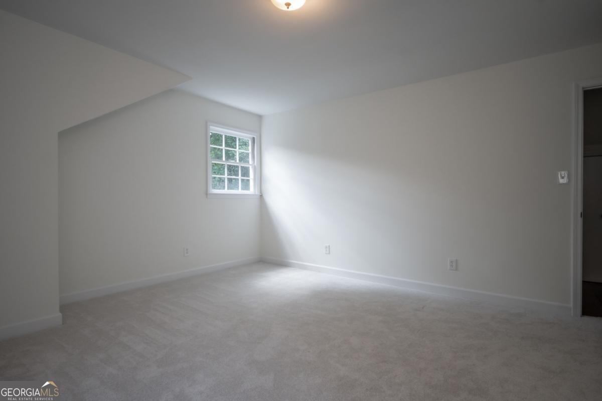 215 Lenox Road Athens - 38