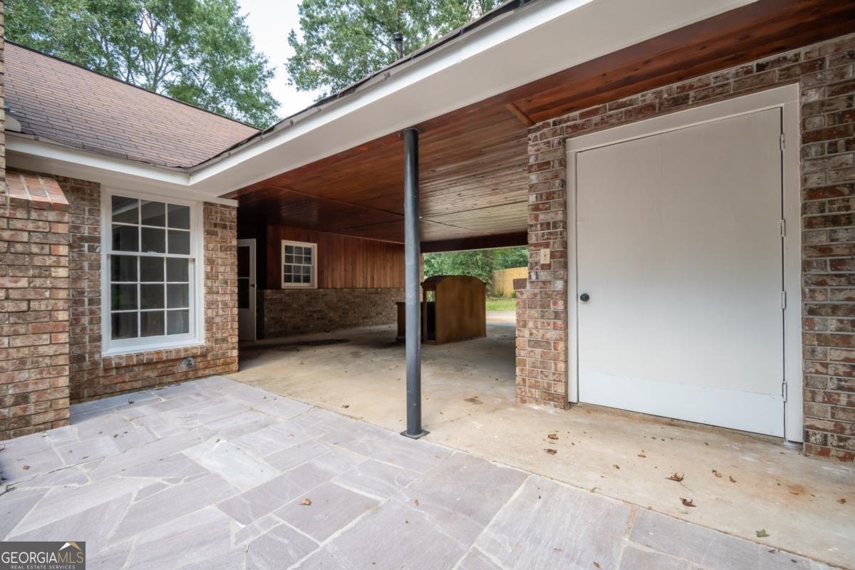 215 Lenox Road Athens - 48