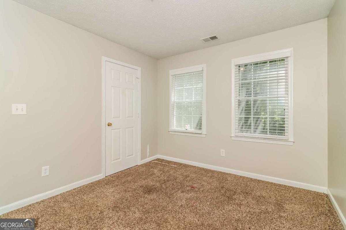 284 Kent Lane Douglasville - 11