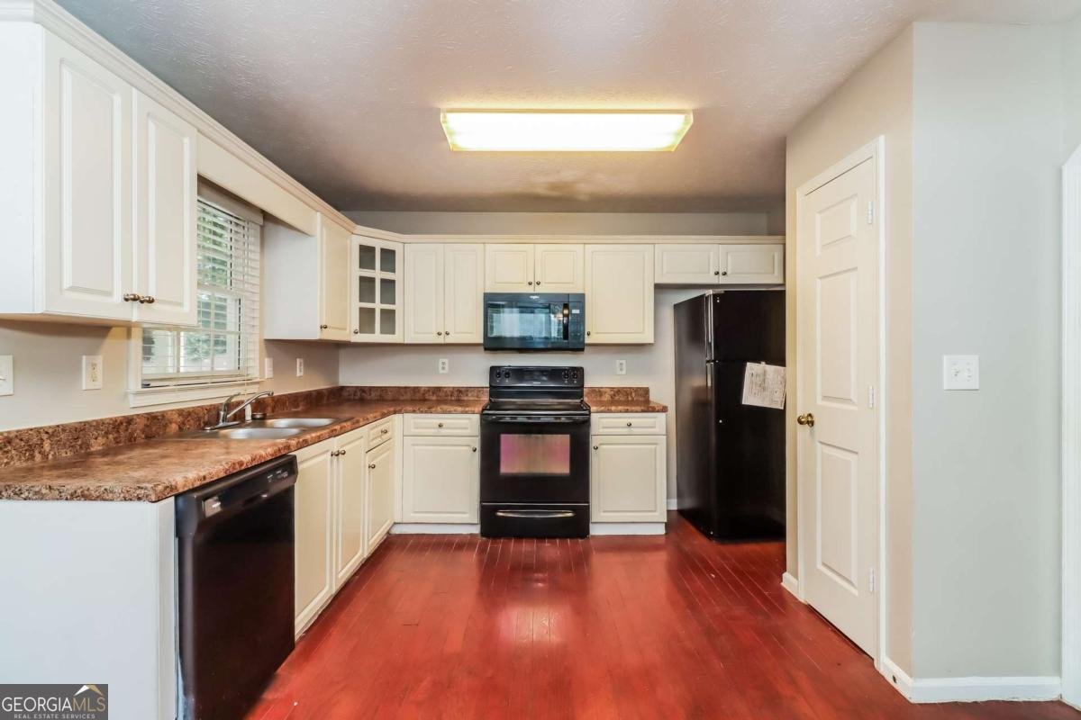 284 Kent Lane Douglasville - 3