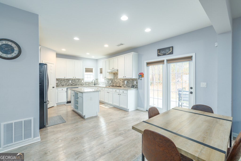 2818 Stockbridge Way Dacula - 11