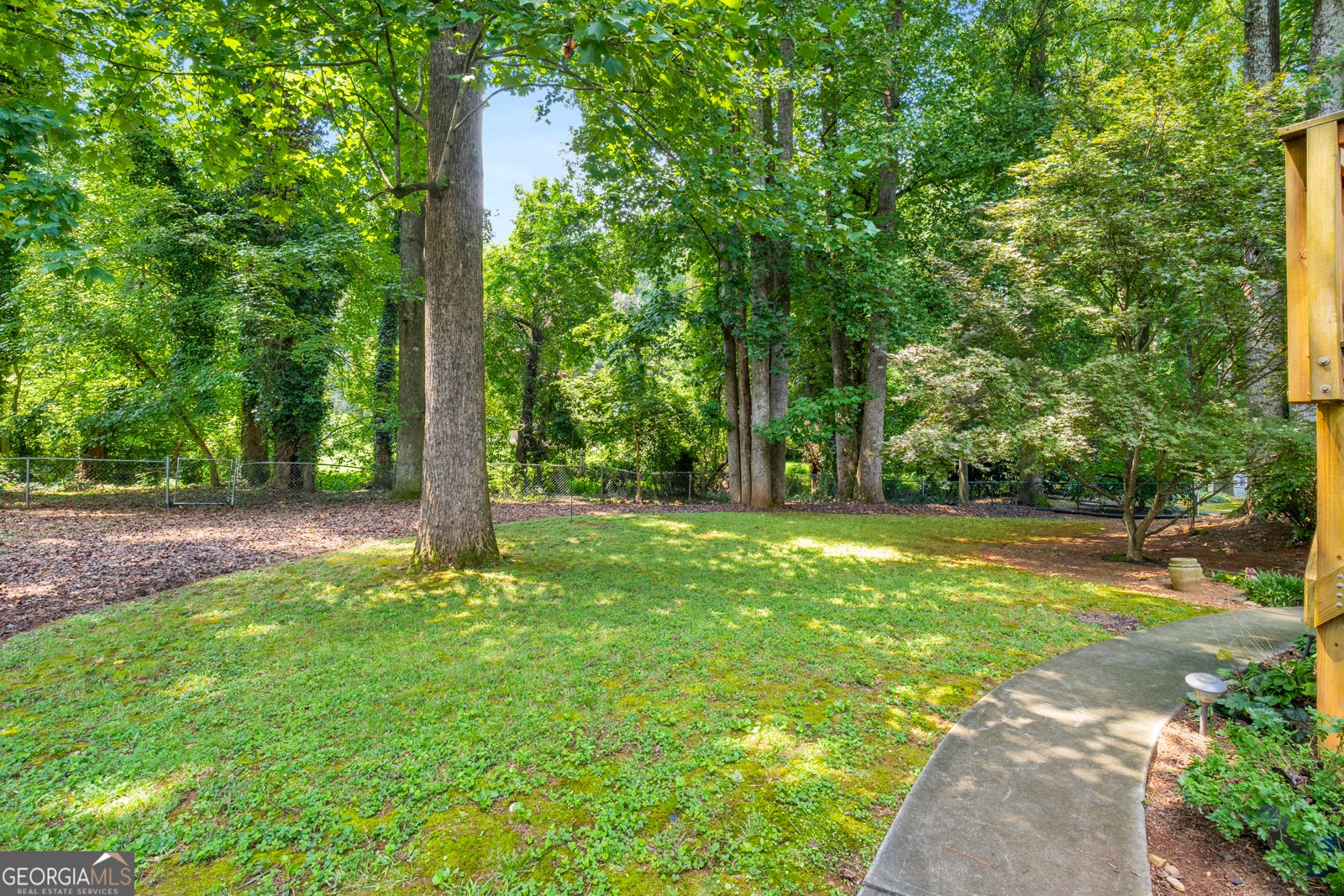 333 Emily Drive Lilburn - 1