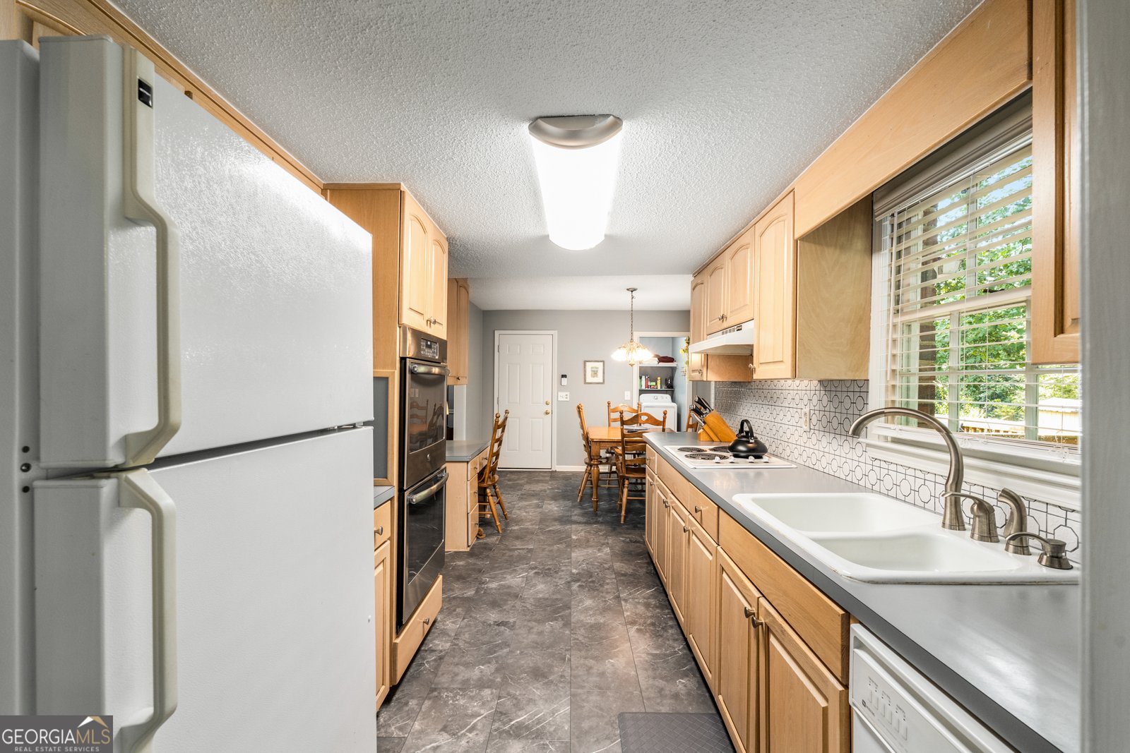 333 Emily Drive Lilburn - 18