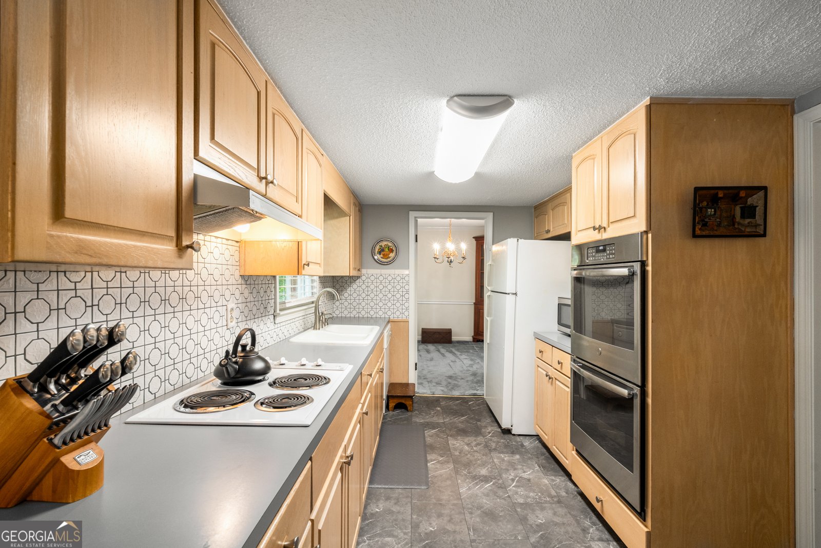 333 Emily Drive Lilburn - 19
