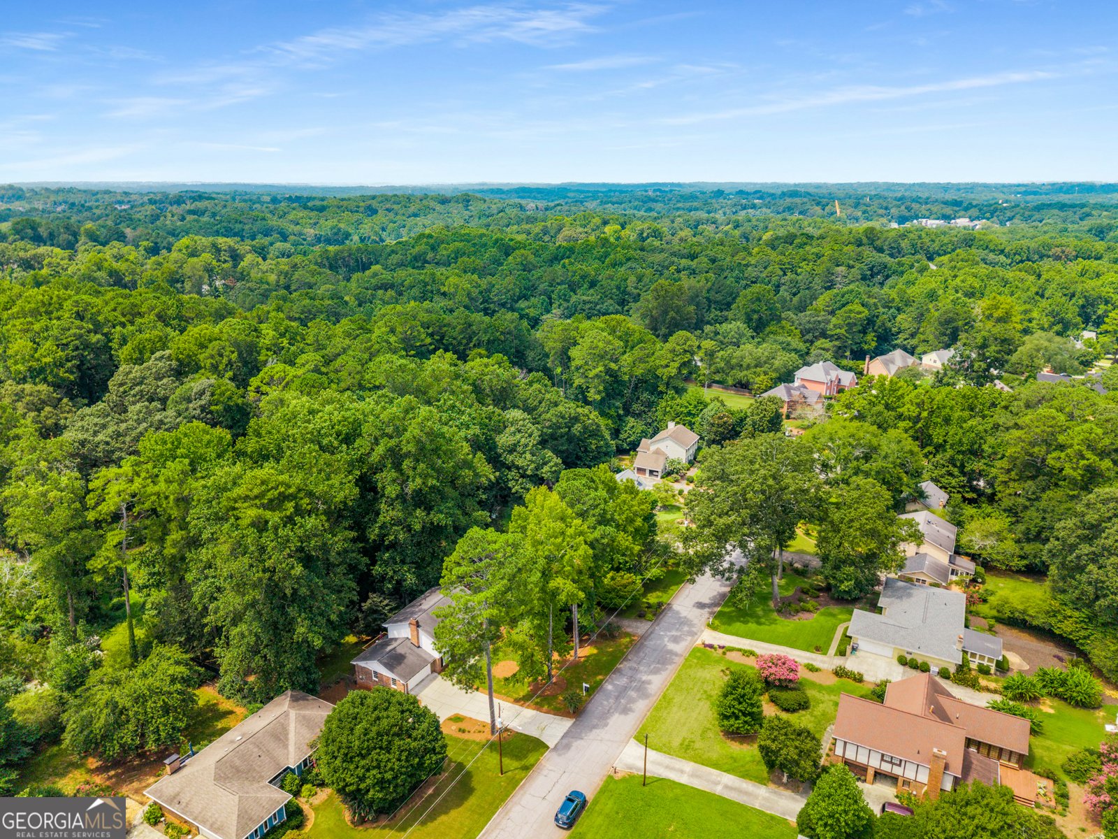 333 Emily Drive Lilburn - 3