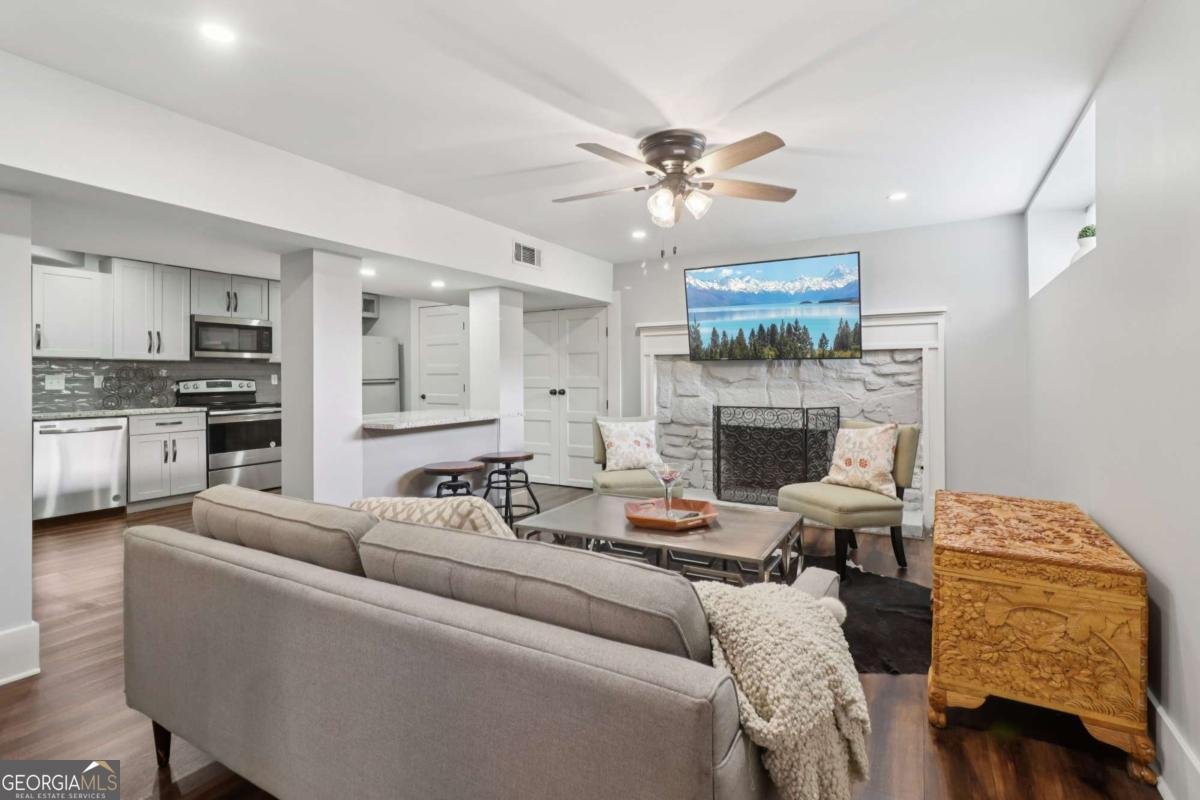 2790 Zane Grey Drive Atlanta - 29