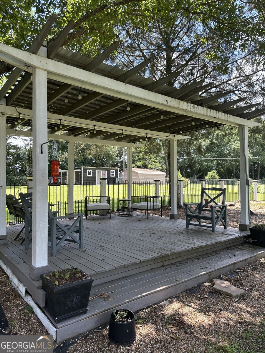 15 McGee Road Enigma - 17