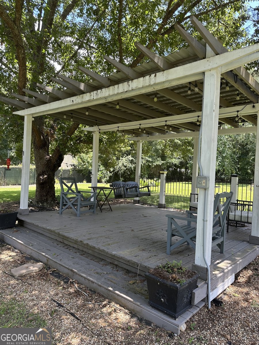 15 McGee Road Enigma - 18