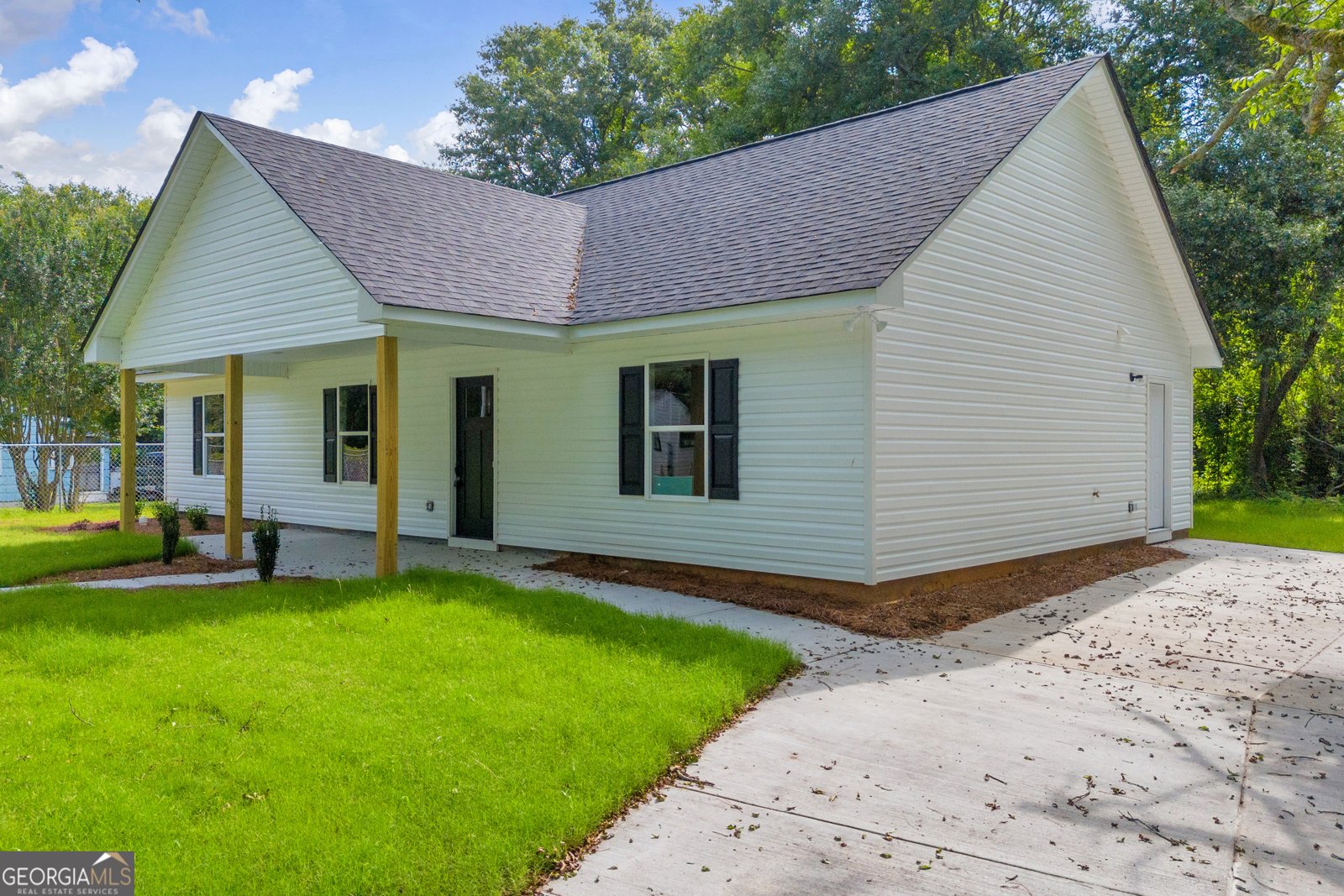 350 Maple Street Hartwell - 11
