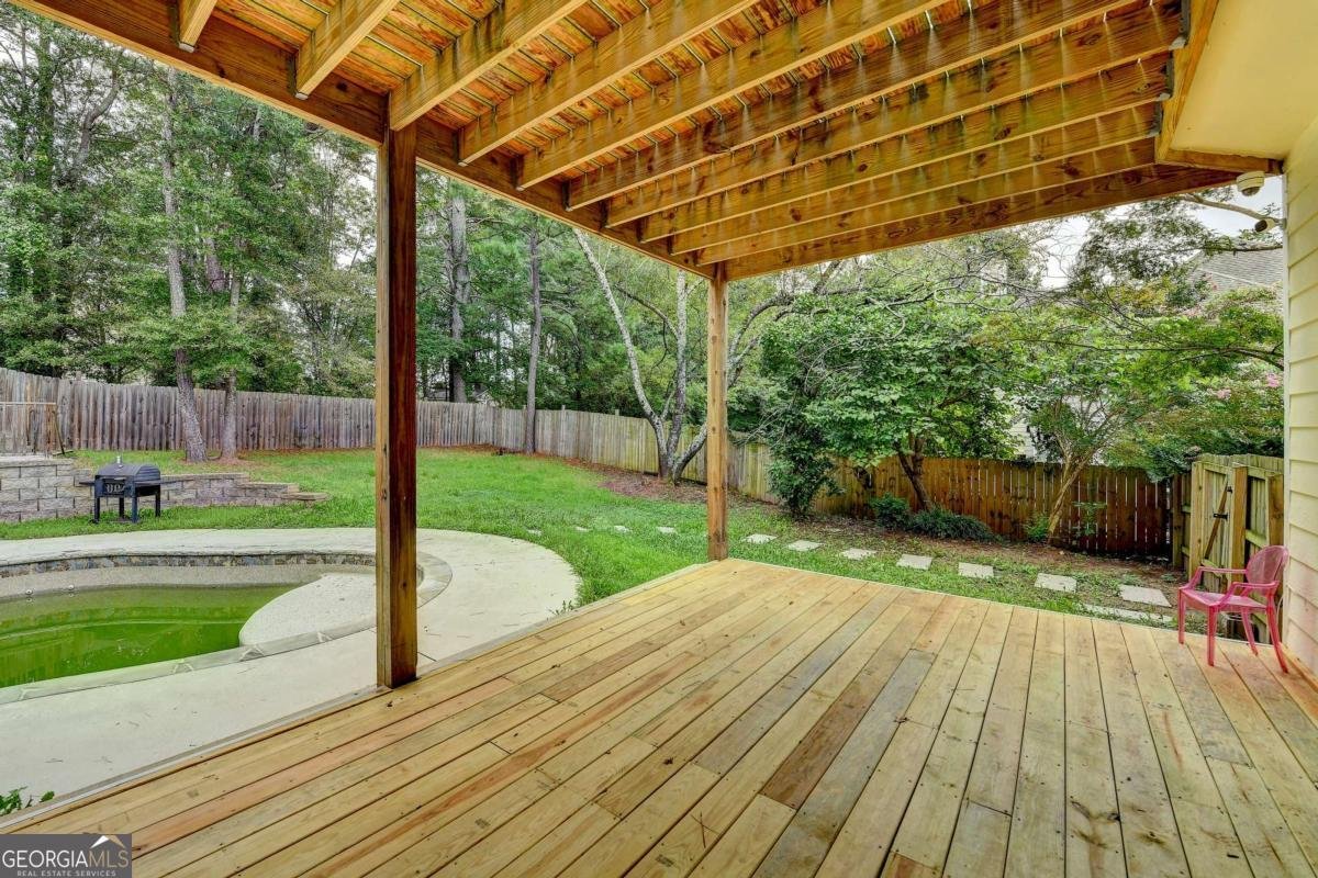1795 Laurel Creek Drive Lawrenceville - 33