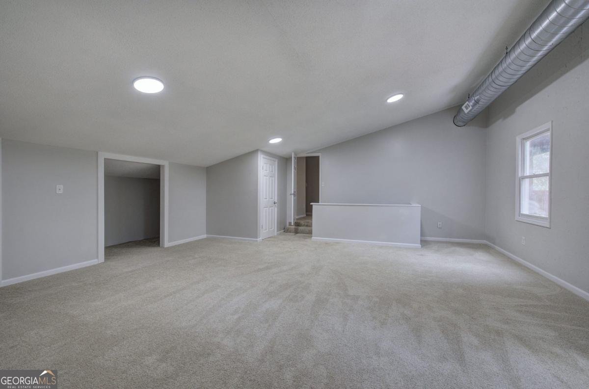 7569 Yukon Road Talking Rock - 15