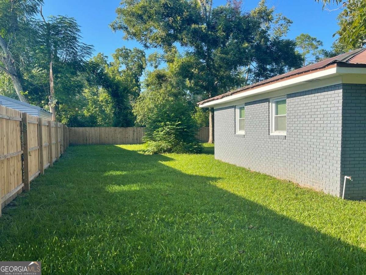 17 Young Street Hazlehurst - 18