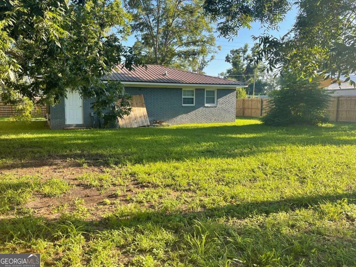 17 Young Street Hazlehurst - 21