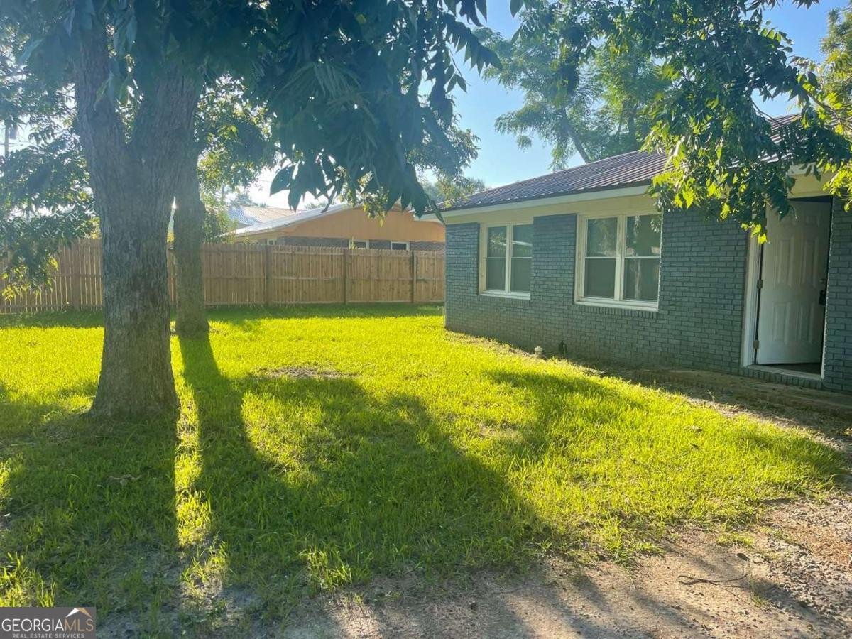 17 Young Street Hazlehurst - 7