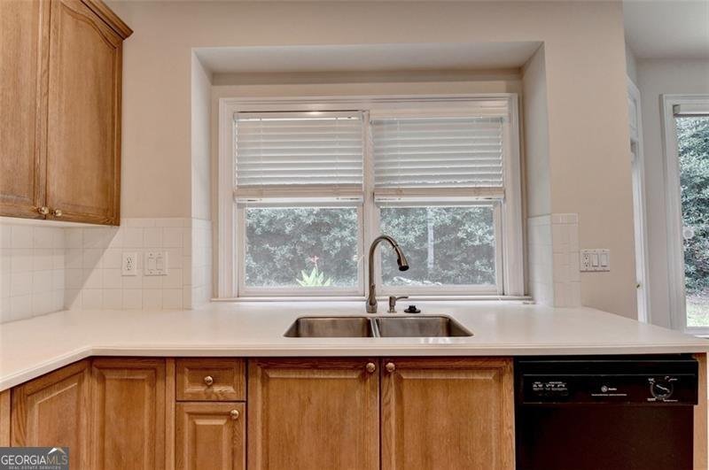 6350 GLEN OAKS Atlanta - 17