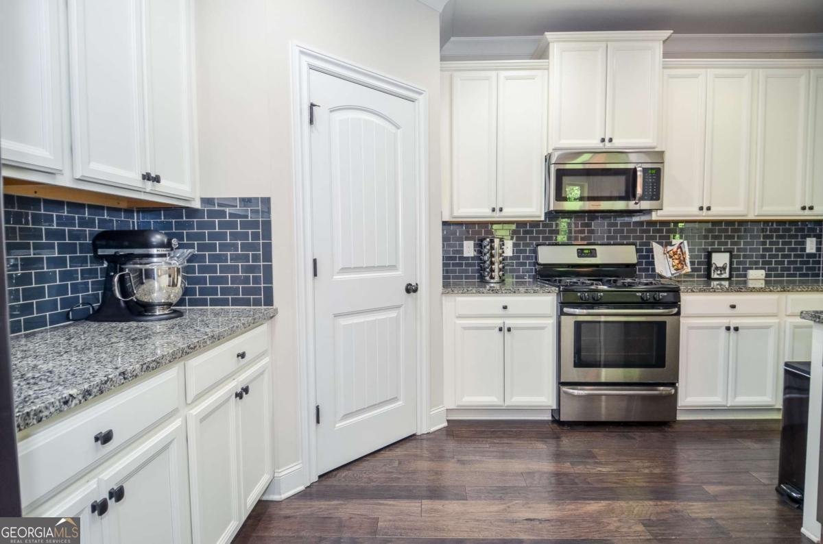2436 Loughridge Drive Buford - 2
