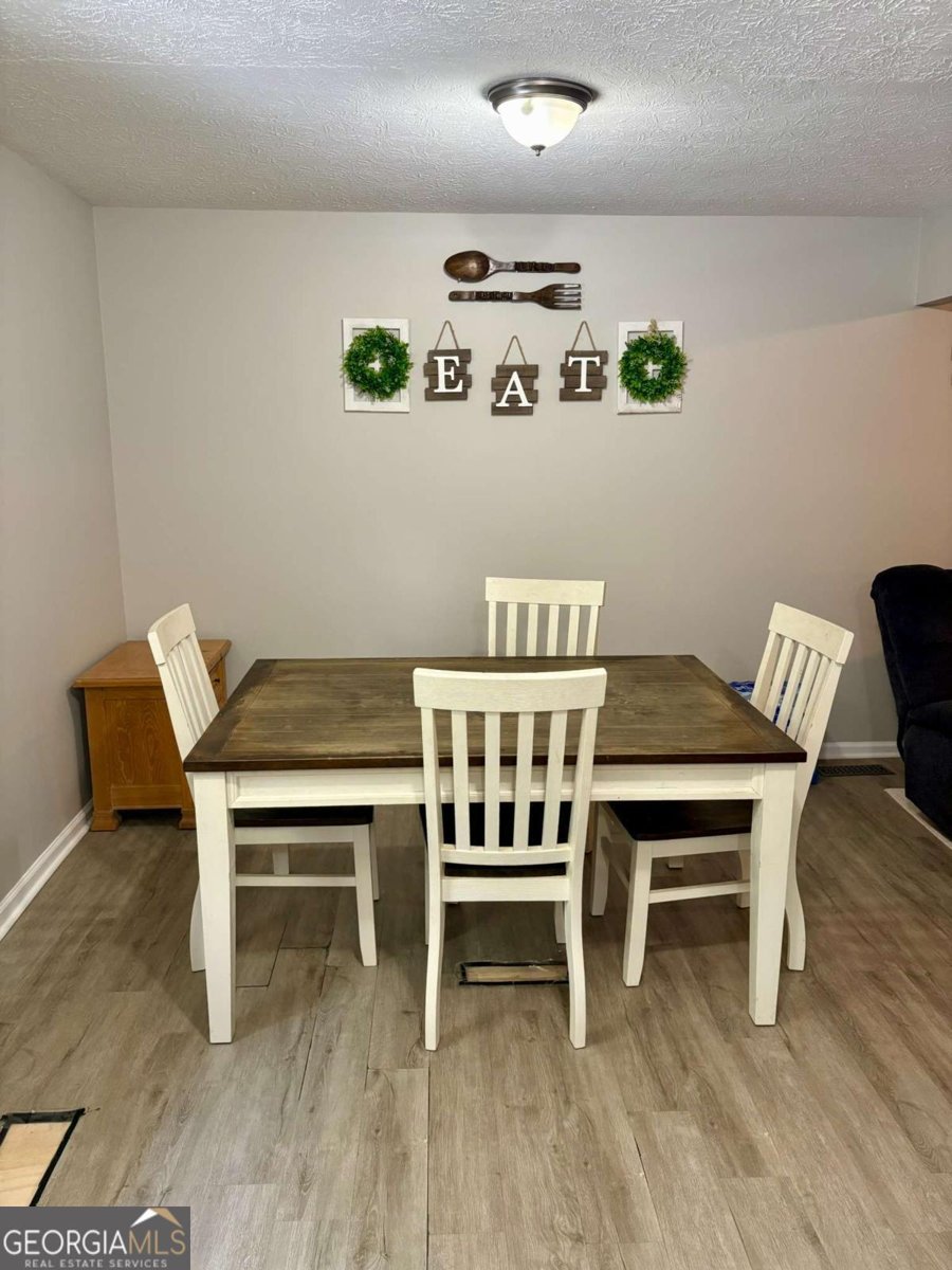 260 Oak Circle Hull - 10