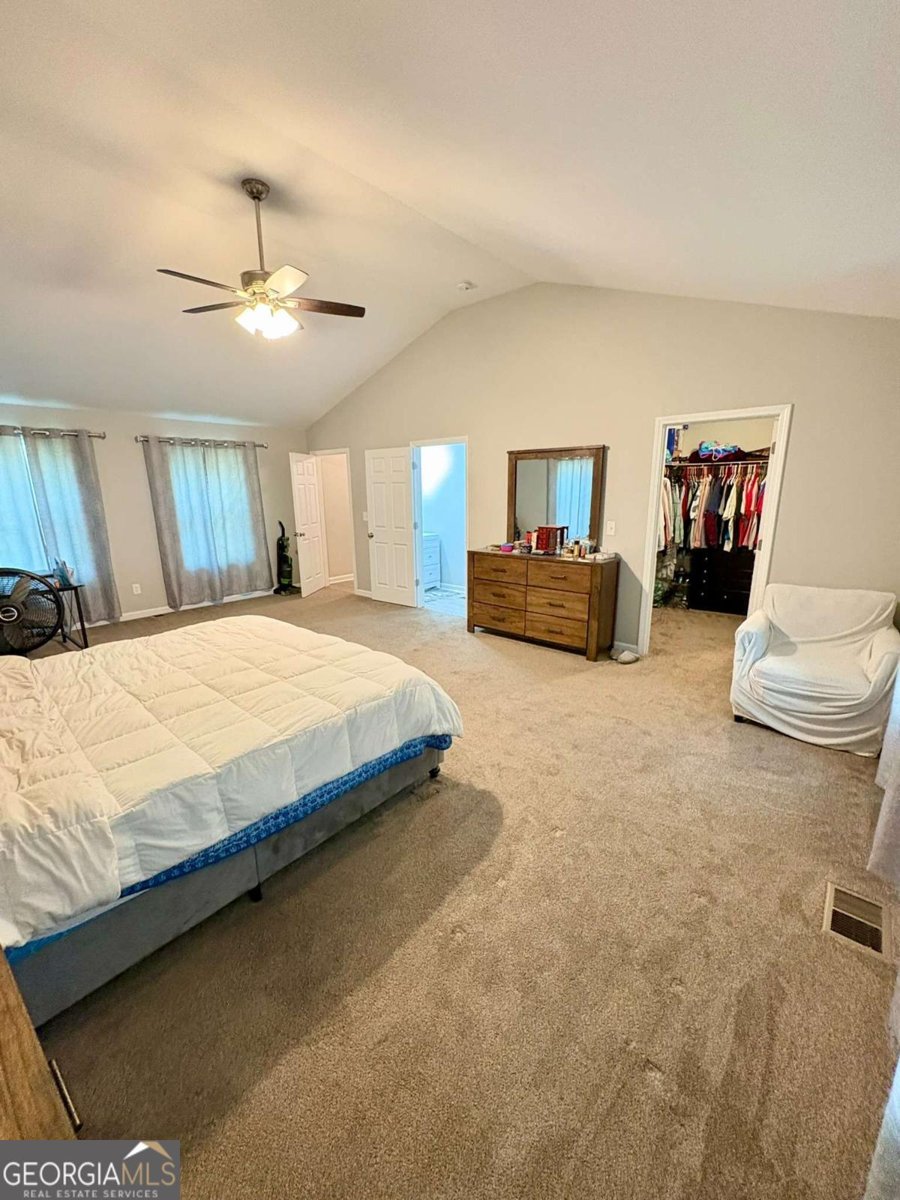 260 Oak Circle Hull - 15