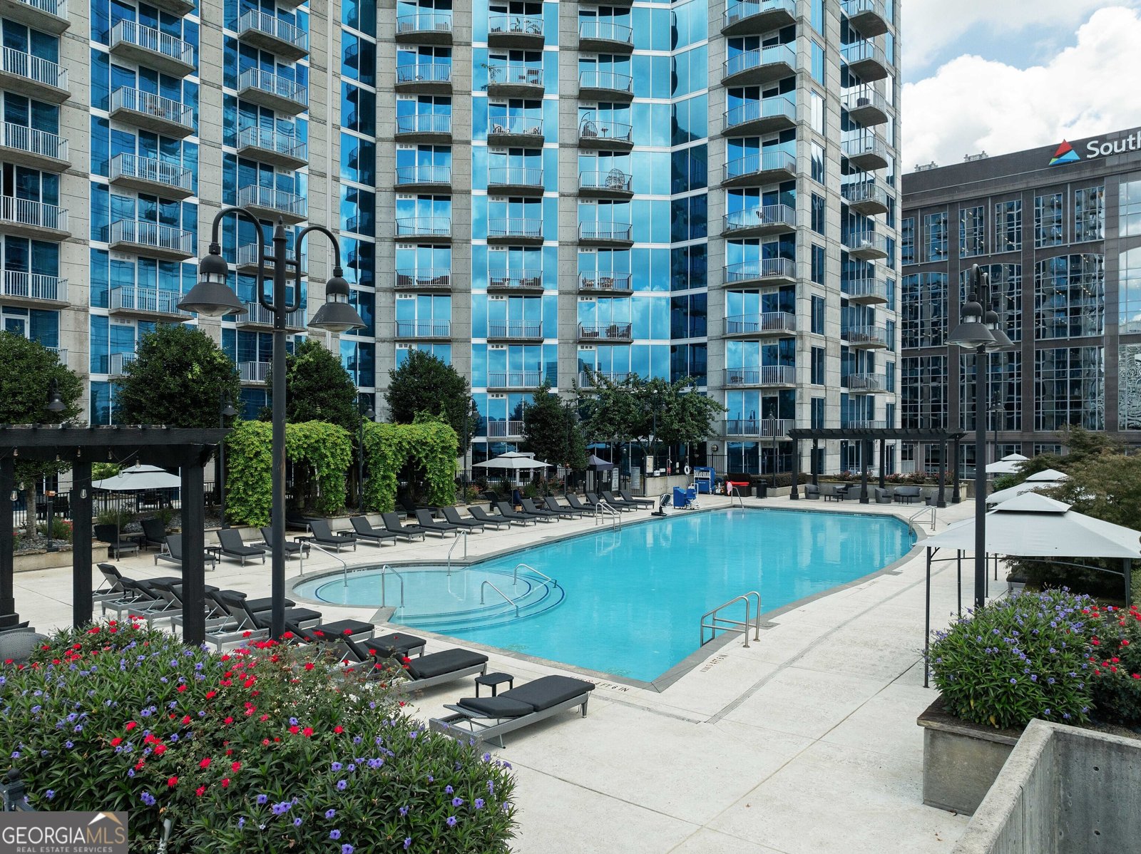 400 Peachtree Street Atlanta - 35