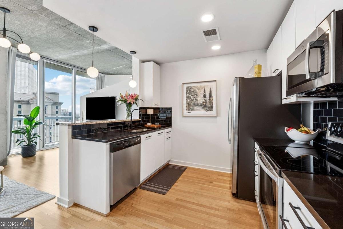 3324 Peachtree Road Atlanta - 9