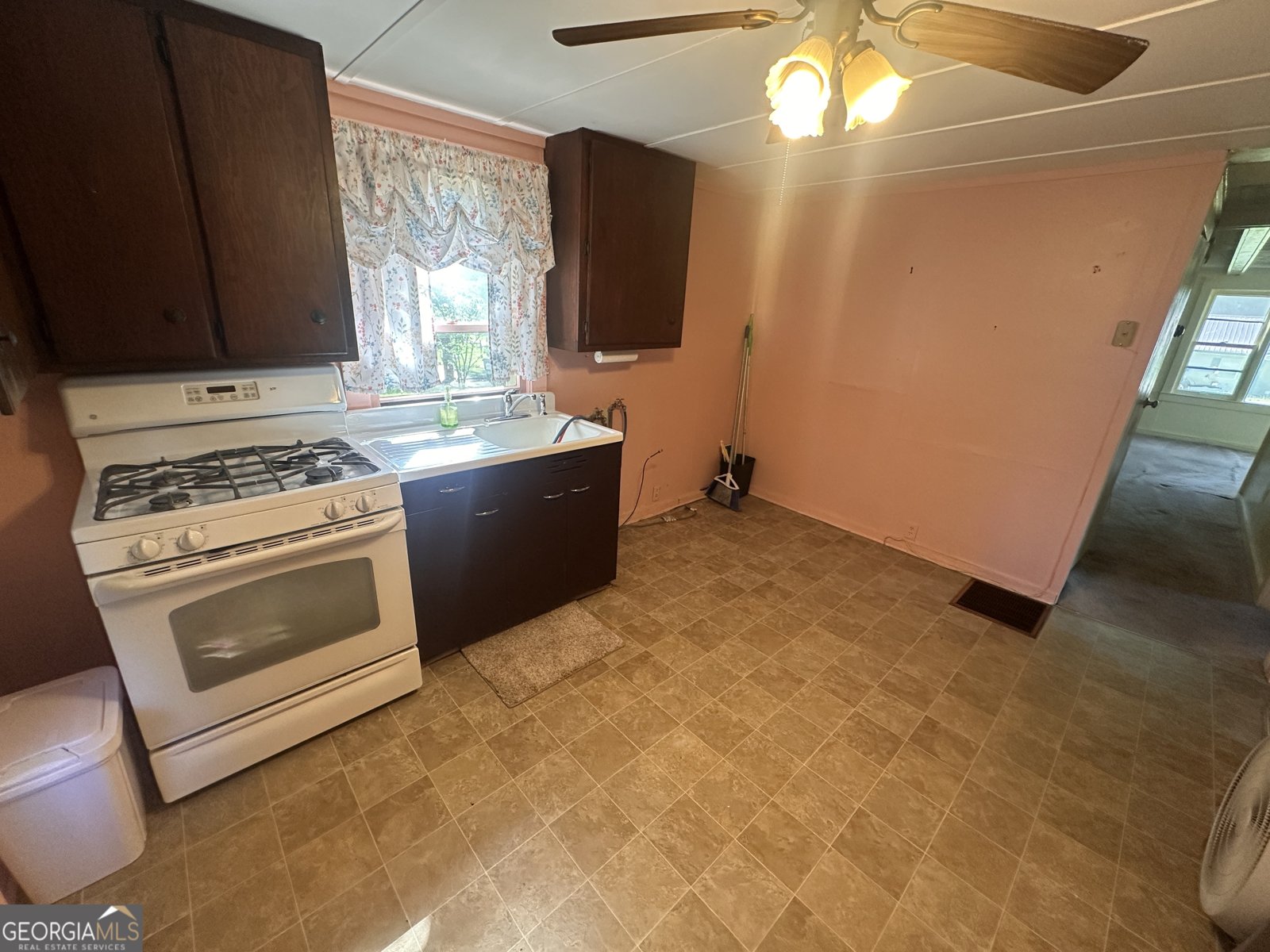 33 Mill Street Warm Springs - 12
