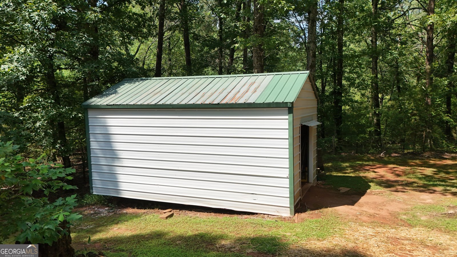 355 Zeb Bryson Rd Clarkesville - 27