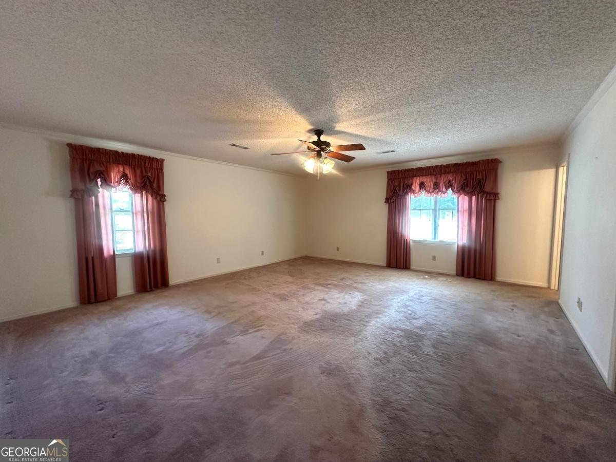 701 Gloria Street Adel - 14