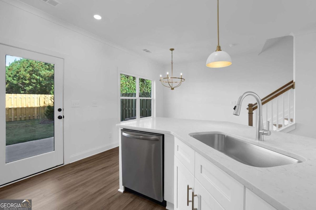 318 Heron Street Ball Ground - 4