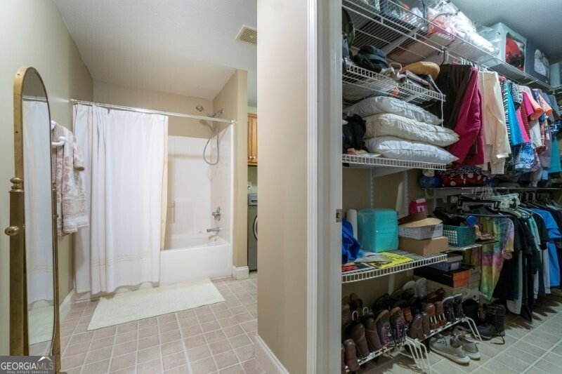 55 Santa Pera Drive Cleveland - 52