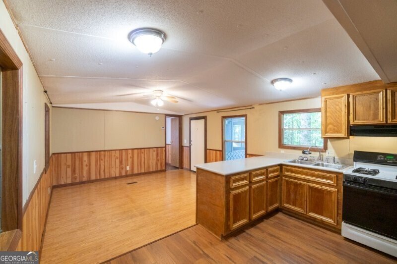 55 Santa Pera Drive Cleveland - 84