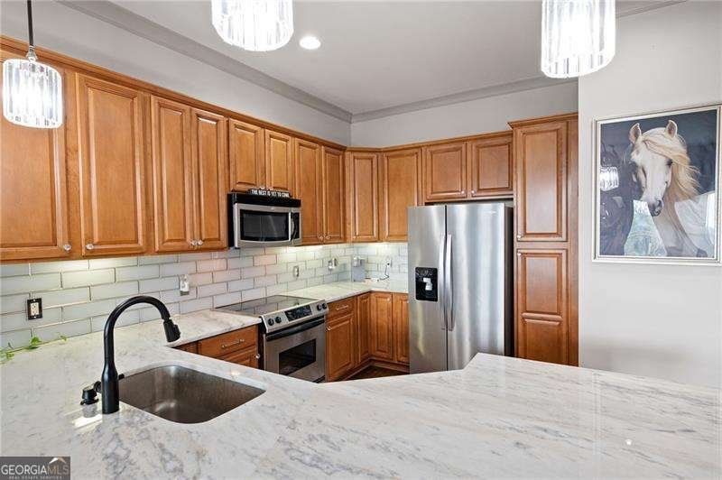 360 Chambers Street Woodstock - 14
