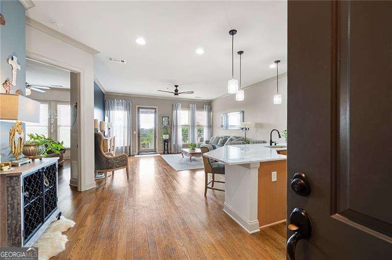 360 Chambers Street Woodstock - 2