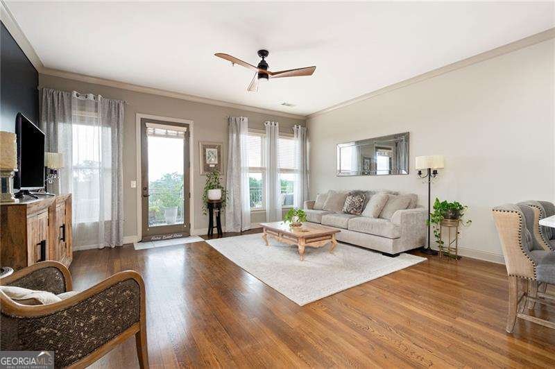 360 Chambers Street Woodstock - 4
