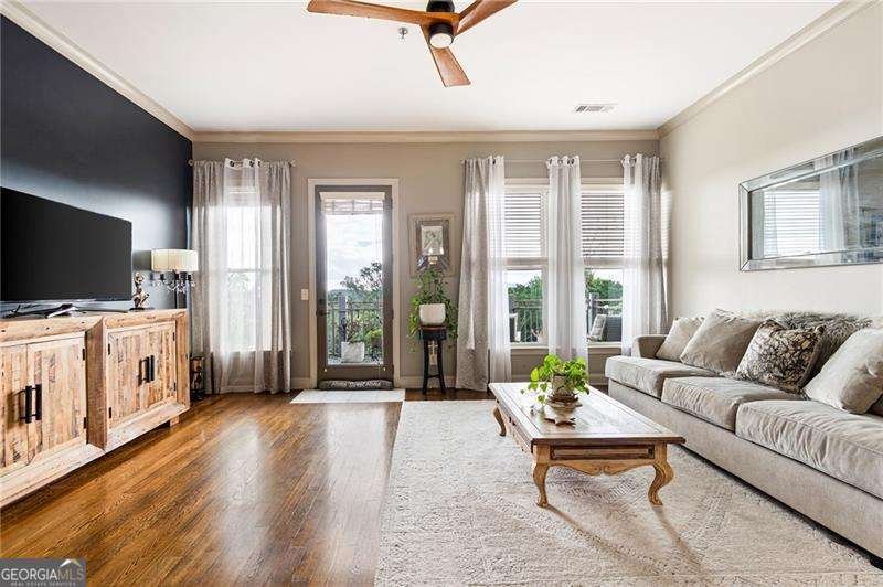 360 Chambers Street Woodstock - 7