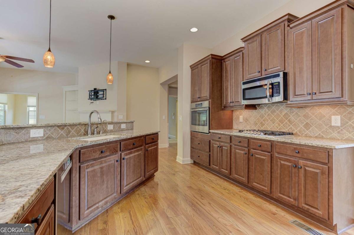 322 Shade Tree Circle Woodstock - 22