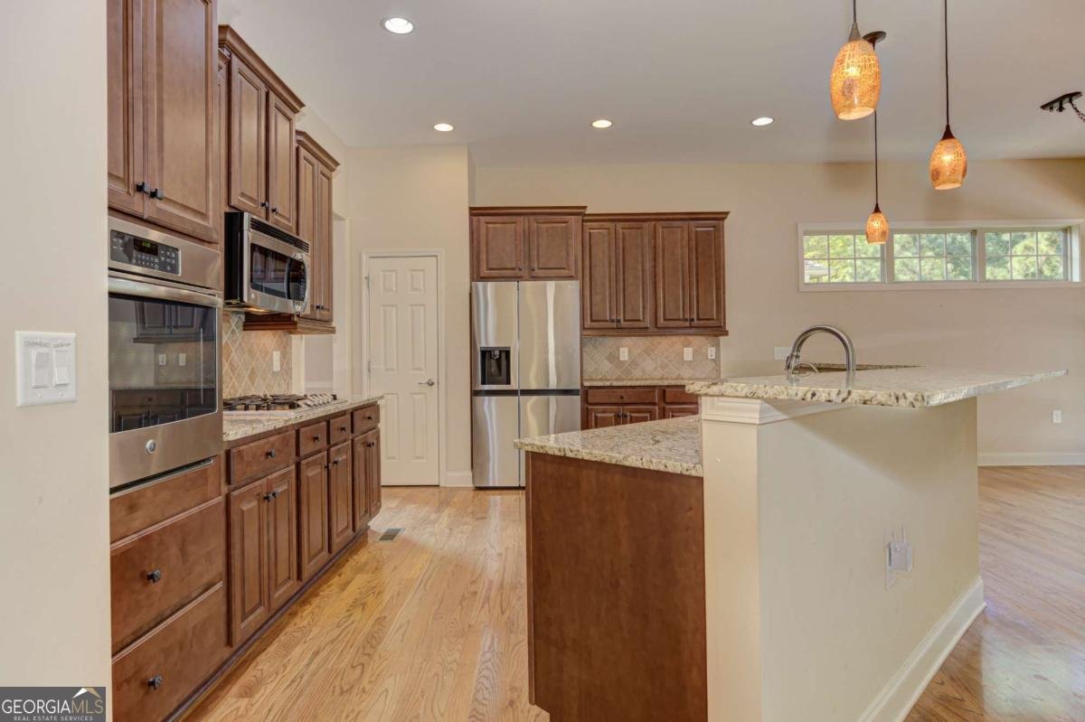 322 Shade Tree Circle Woodstock - 23