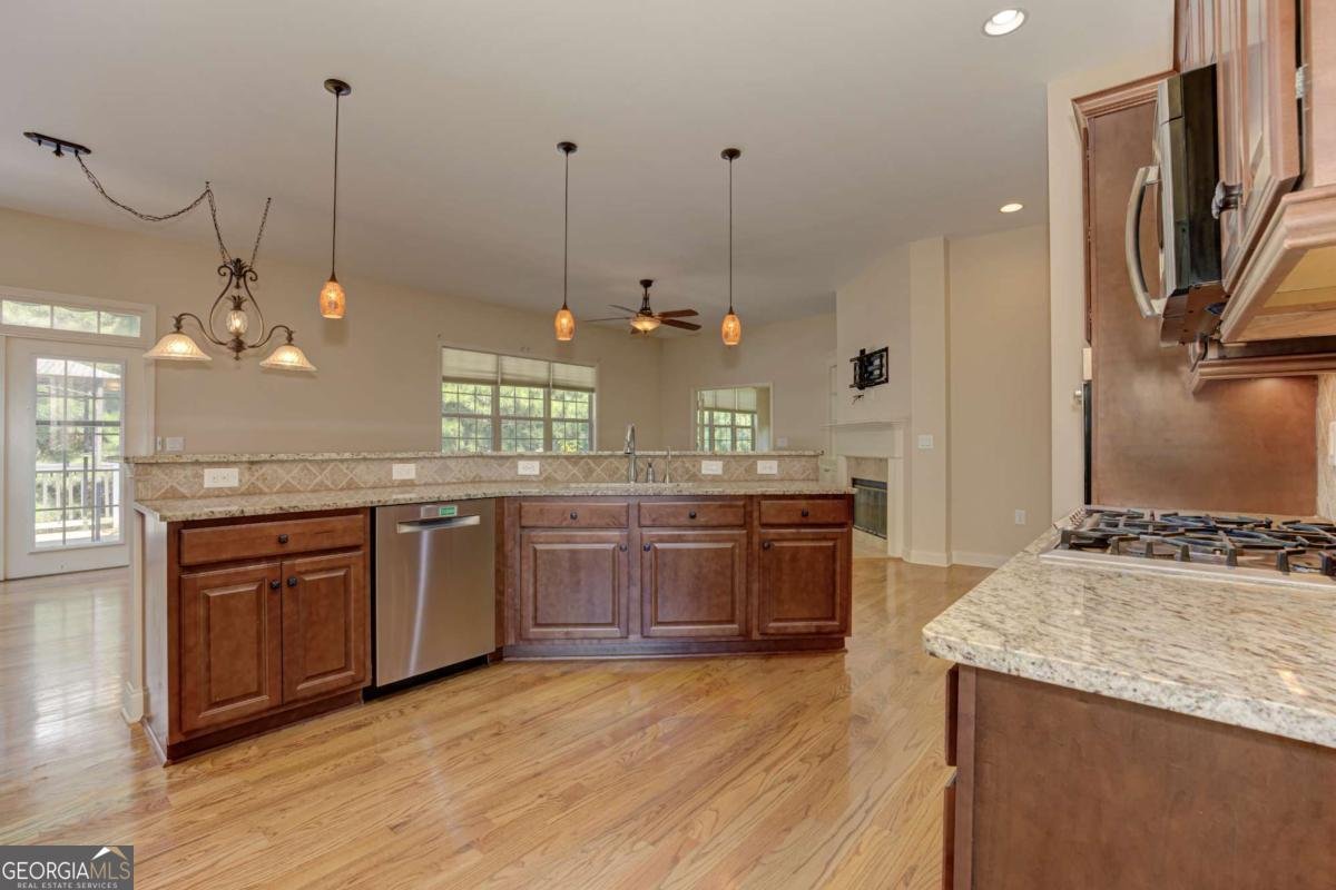 322 Shade Tree Circle Woodstock - 24