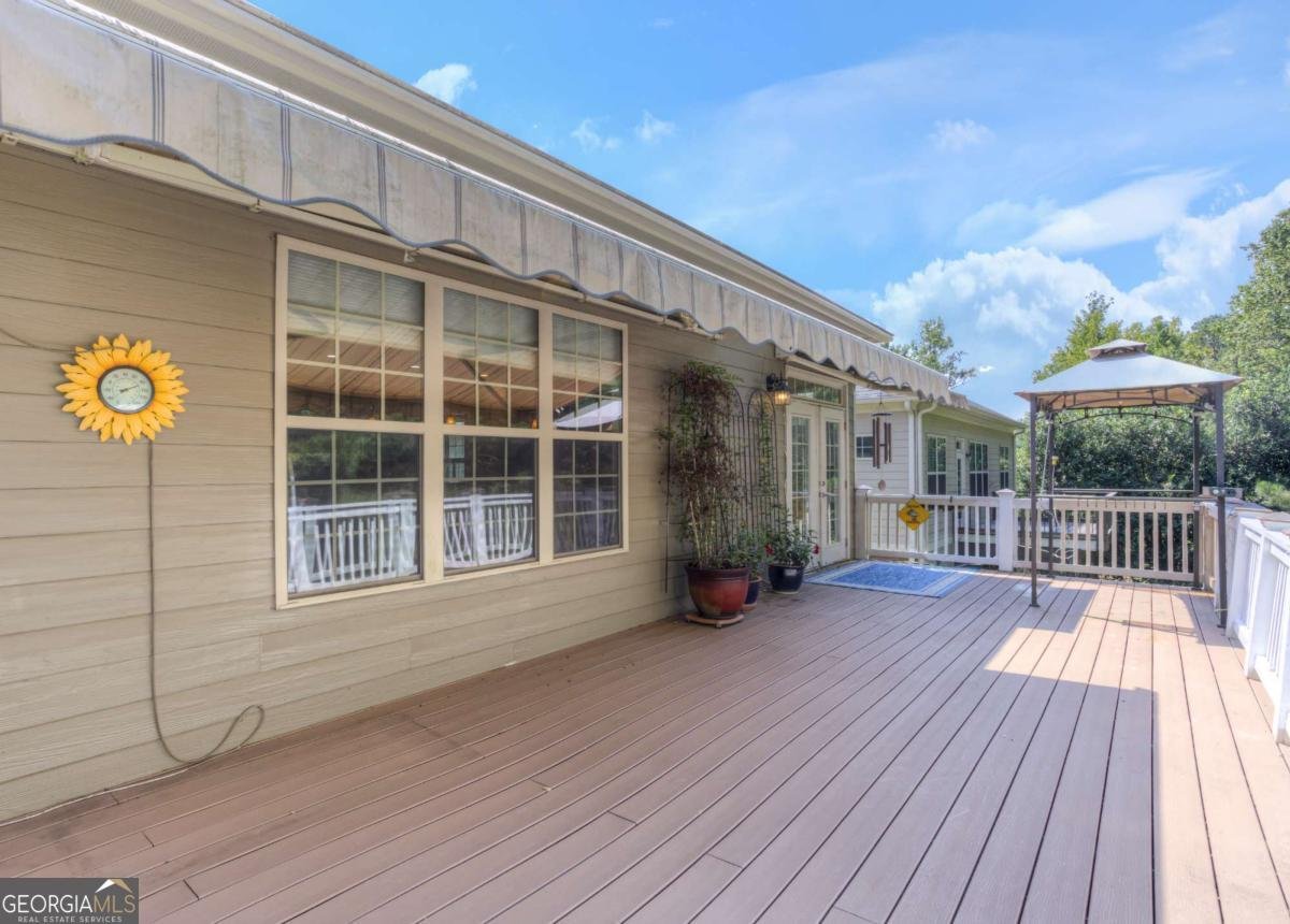 322 Shade Tree Circle Woodstock - 68