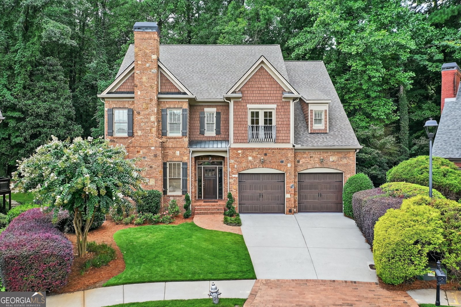 195 Lullwater Court Roswell - 1